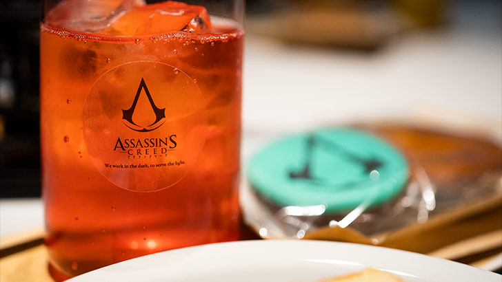 Erleben Sie Assassins Creed Shadows Cafe in Harajuku