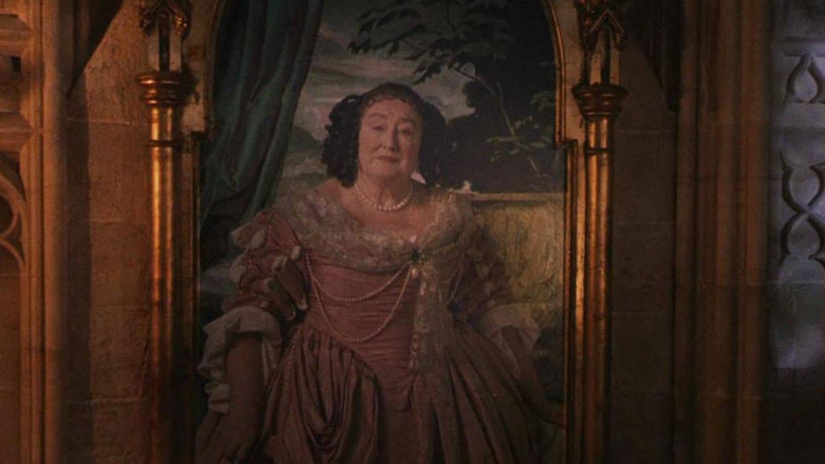 Elizabeth Spriggs come la grassa signora